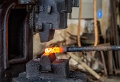 Saisonstart: Volles Programm in der Hammerschmiede Naichen 
